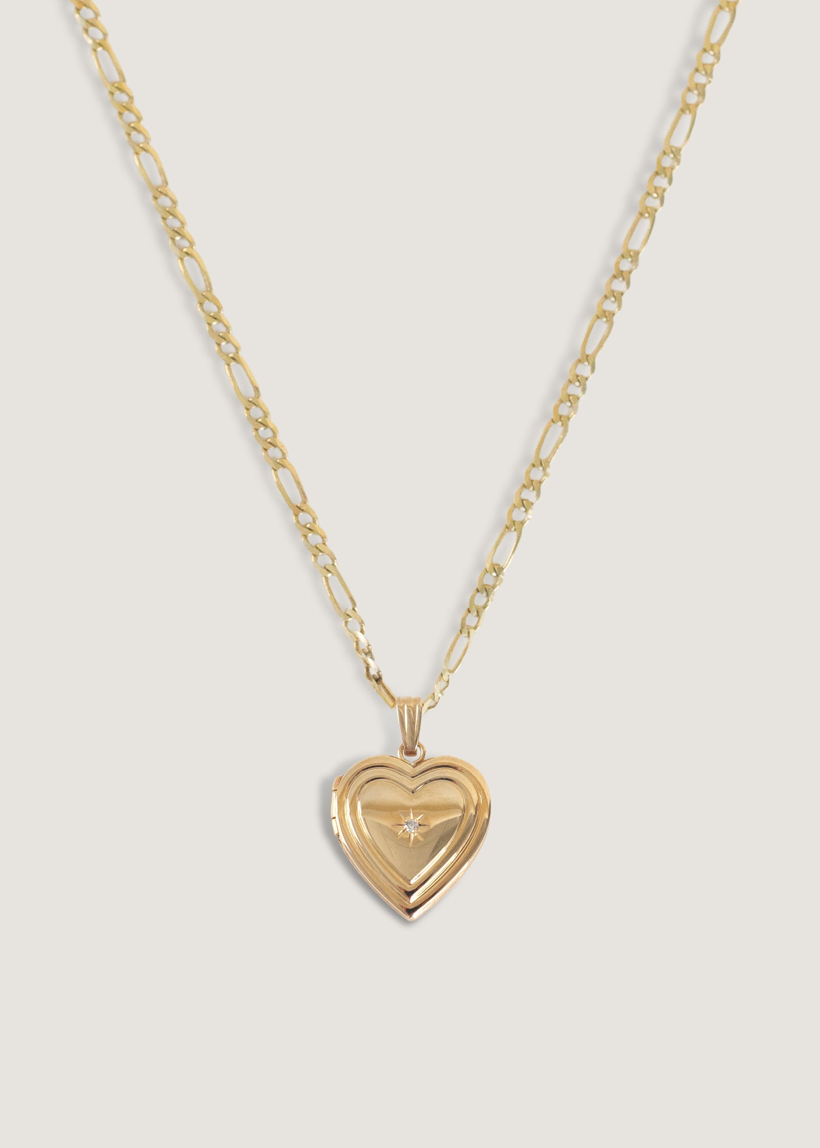 Ribbed Maison Heart Locket Necklace Diamond